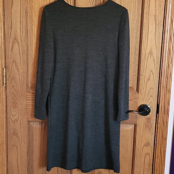 XS Wool Charcoal Dress with large pockets! - Picture 4 of 6